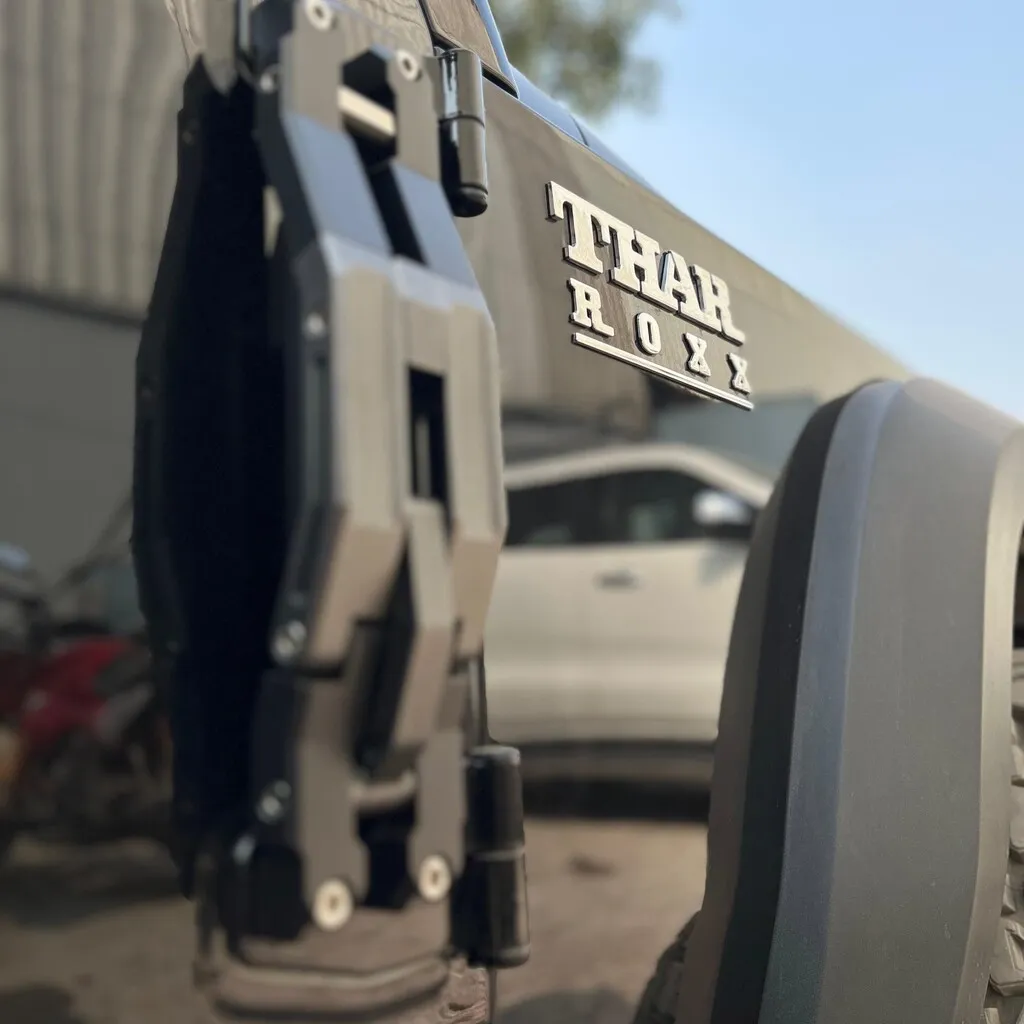 Proman Foldable Step Hinge Type 2 for Thar Roxx and Thar 3 Door - Image 6