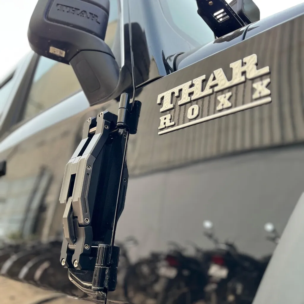 Proman Foldable Step Hinge Type 2 for Thar Roxx and Thar 3 Door - Image 7