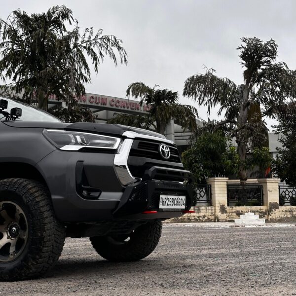 PROMAN: TOYOTA HILUX SPORTS BUMPER (SHORT BUMPER)