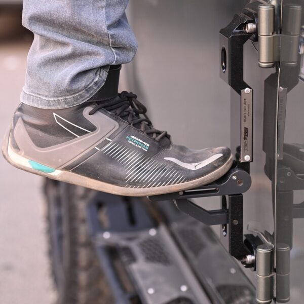 PROMAN: FOLDABLE STEP HINGE TYPE 1 FOR THAR 3 DOOR - Image 3
