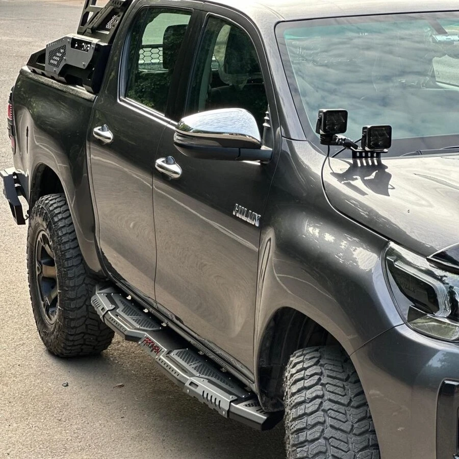 PROMAN: METAL SIDE FOOT STEP FOR TOYOTA HILUX