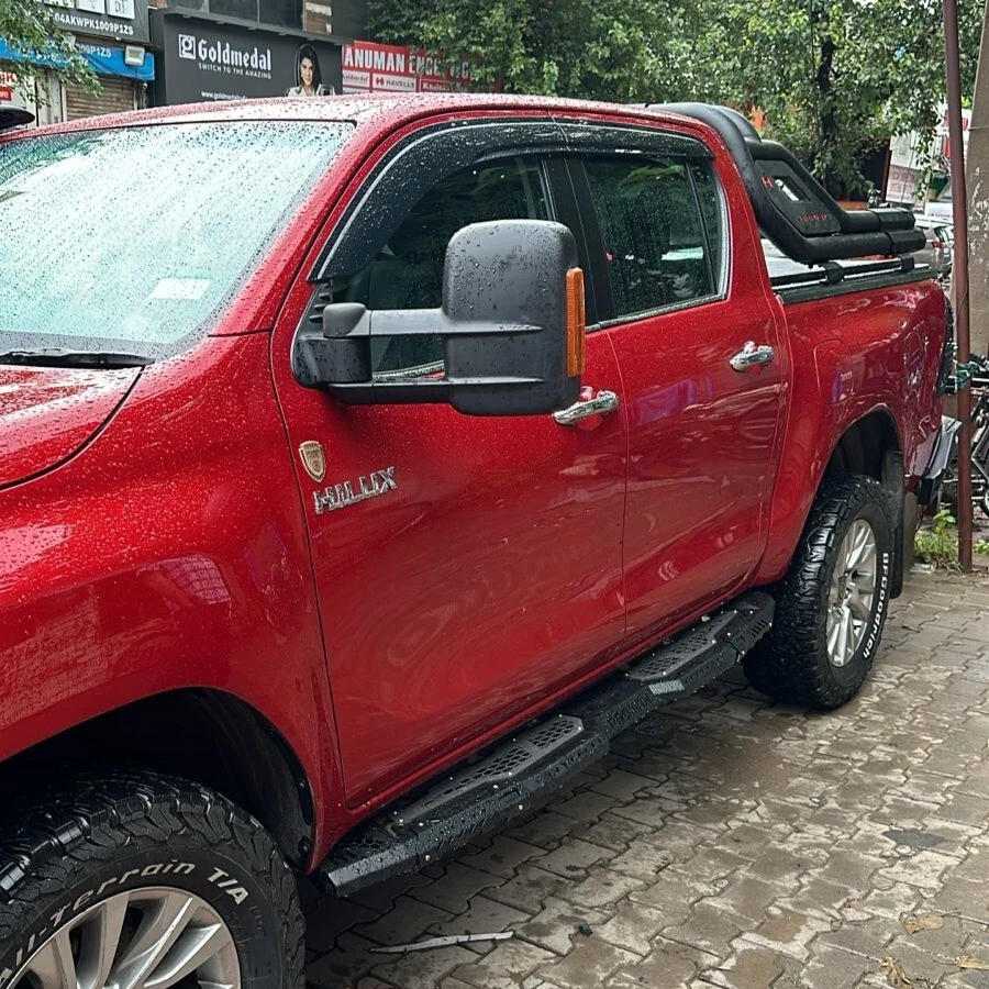 PROMAN: METAL SIDE FOOT STEP FOR TOYOTA HILUX - Image 4