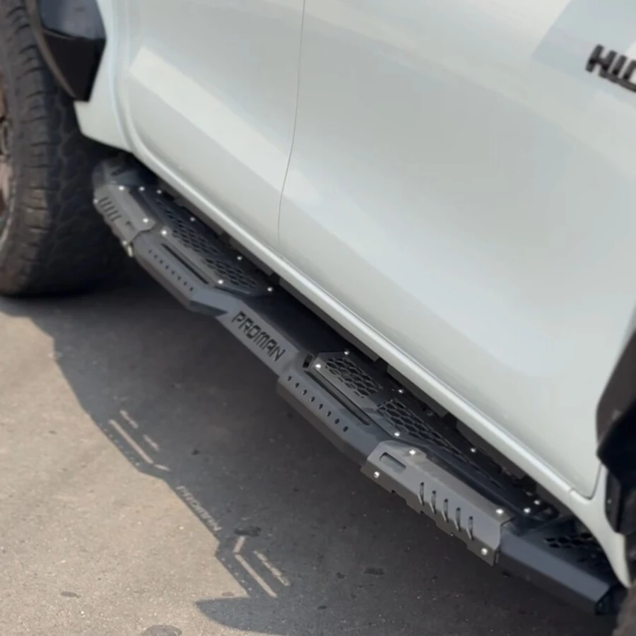 PROMAN: METAL SIDE FOOT STEP FOR TOYOTA HILUX - Image 5
